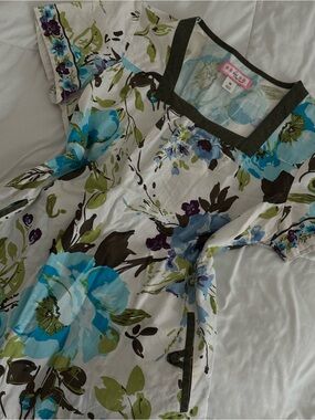 koi Floral Tunic with Blue, Green & White Accents